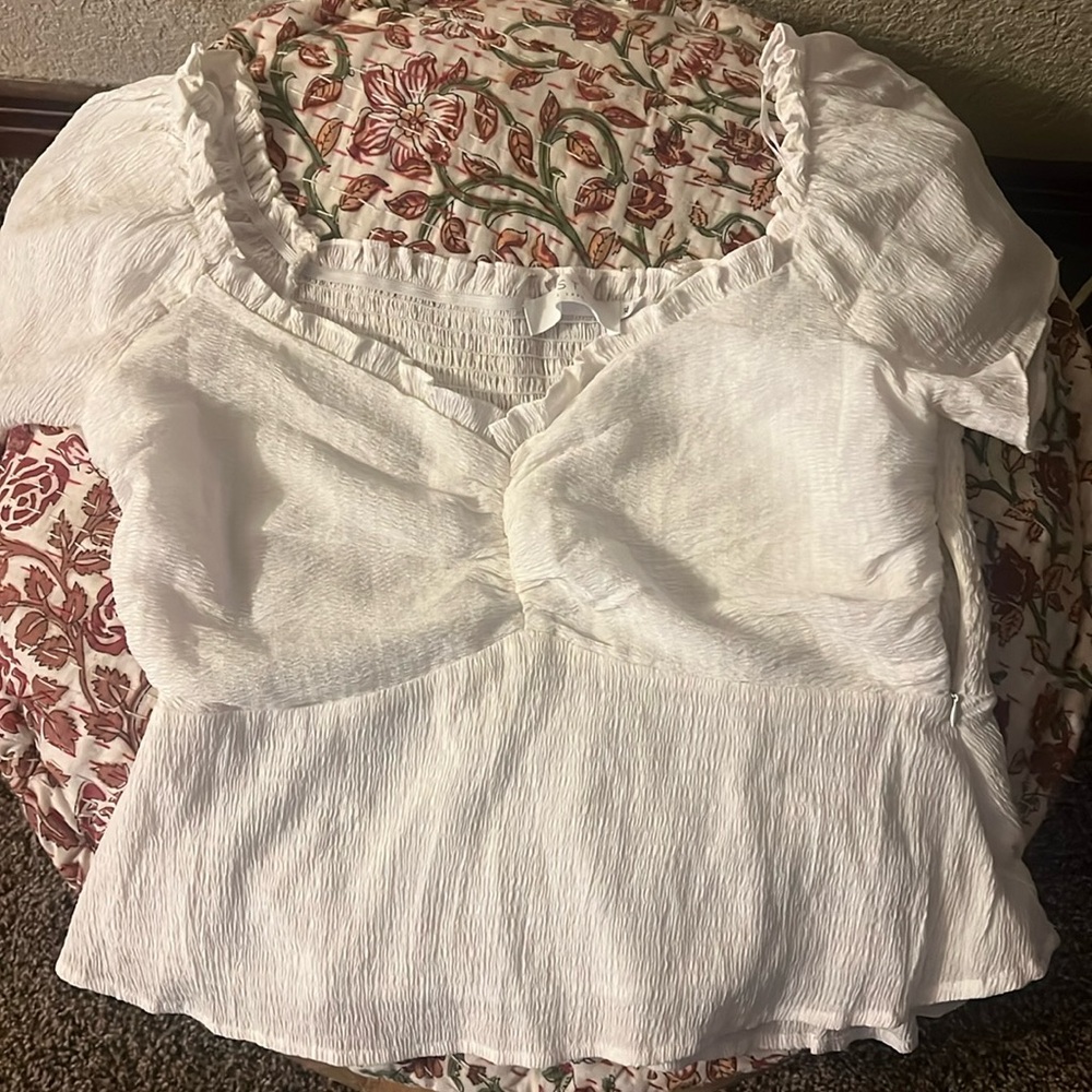 ASTR The Label cinched bust white crop top size XL
